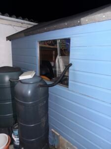 Men shed loo